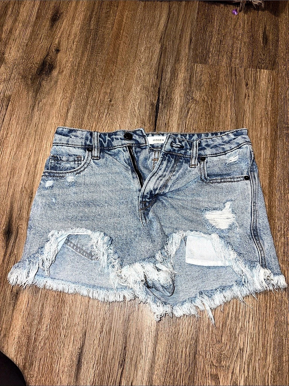 HIDDEN Distressed Denim Jean Shorts in Blue Size XS